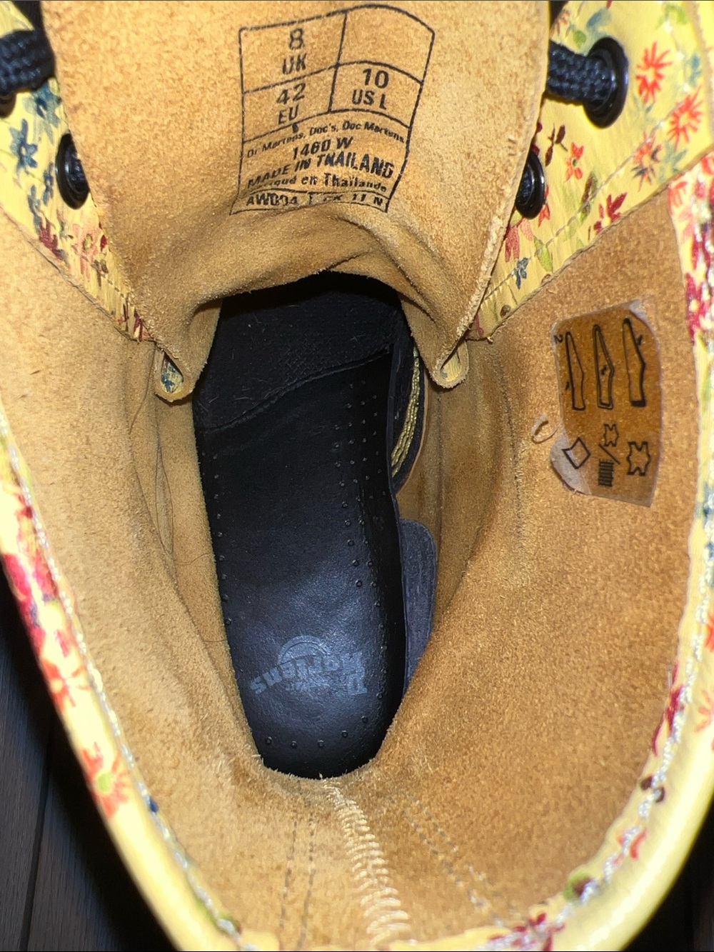 Dr. Martens Yellow Floral Lace-Up Boots with Black Laces - Picture 14 of 16